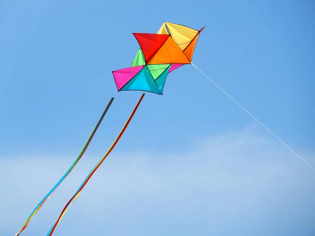 Best Beginner Kites Under £50: UK Comparison